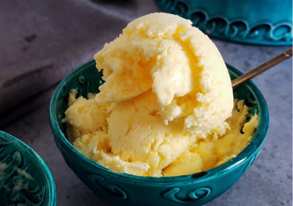 Mango vanila sladoled